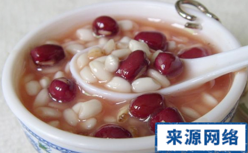 夏季养生吃什么 夏季养生方法 薏米赤豆粥的做法