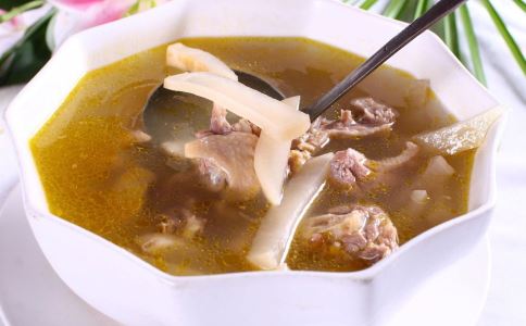 冬季养生汤食谱 冬季养生汤煲汤食谱 冬季养生汤的做法大全