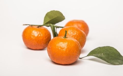 秋冬吃橘子的禁忌 橘子不能和什么一起吃 哪些人不能吃橘子