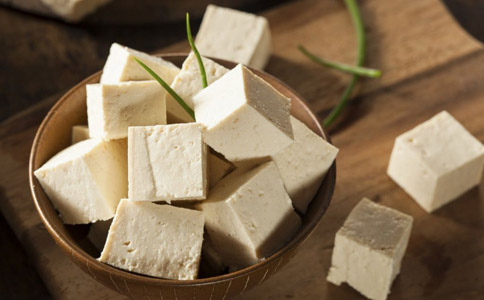 怎么做豆腐不碎 怎么做豆腐入味 做豆腐不碎的技巧