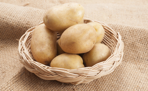 让土豆更营养的烹饪小窍门 烹饪土豆的小窍门 土豆怎么烹饪更有养
