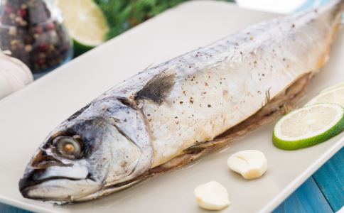 清蒸鱼用什么鱼 清蒸鱼怎么做好吃 清蒸鱼的做法 最正宗的做法
