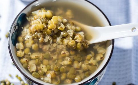 怎样煮绿豆汤 绿豆汤怎么煮好喝 绿豆汤怎么煮才是绿色的
