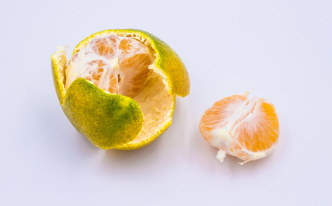 橙子皮的功效与作用 橙子皮的妙用 橙子皮能做什么