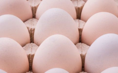 鸭蛋适合什么人食用 鸭蛋的营养价值 鸭蛋的吃法