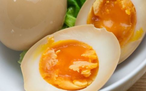 什么是咸鸭蛋 咸鸭蛋的营养价值 咸鸭蛋的食疗功效
