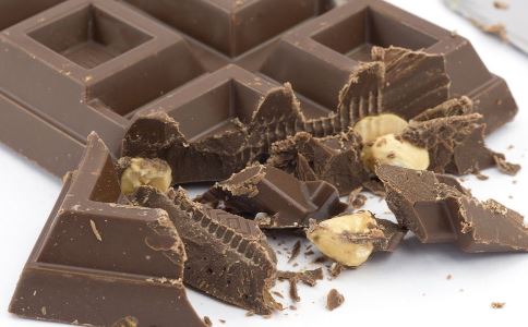 情人节巧克力豆代表什么意思 情人节巧克力的爱情物语 送人巧克力表示什么意思