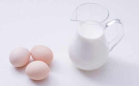 哪些饮品有利健康 喝酸奶有什么功效 可以治小病的饮品