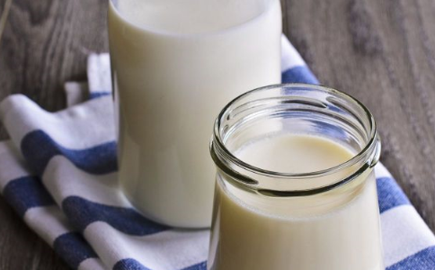 牛奶的错误吃法 牛奶要怎么吃 喝牛奶的错误方法