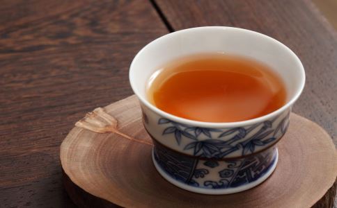 喝红茶的好处 红茶的功效与作用 喝红茶有什么好处