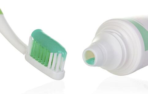 牙膏 日常 生活 妙用 口腔 清洁