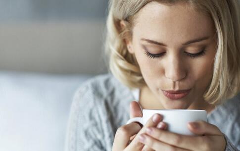 女性喝茶的好处 女性喝茶好吗 美容的功效 肥胖症 绿茶