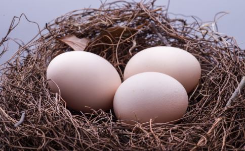 吃鸡蛋有什么好处 吃鸡蛋有哪些误区 吃鸡蛋有哪些错误吃法