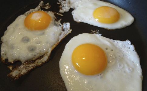 食用鸡蛋的误区有哪些 怎么吃鸡蛋健康 鸡蛋不健康吃法有哪些