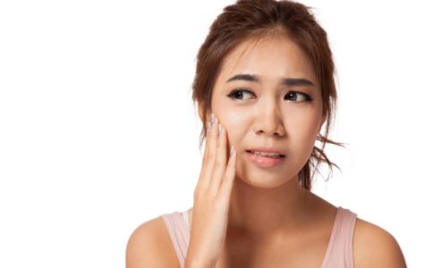 口腔溃疡怎么办 口腔溃疡如何治疗 口腔溃疡的原因有哪些