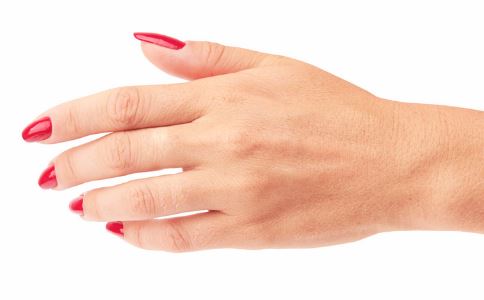 指甲健康 指甲的纹理 指甲的颜色 指甲的软硬