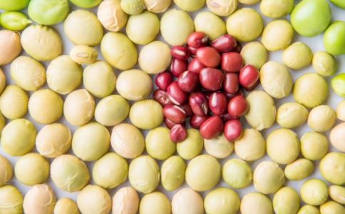 黄豆的营养价值 黄豆的保健功效 吃黄豆有什么好处