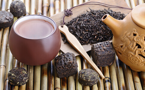 黑茶的饮用方法 黑茶饮用禁忌 喝黑茶的注意事项