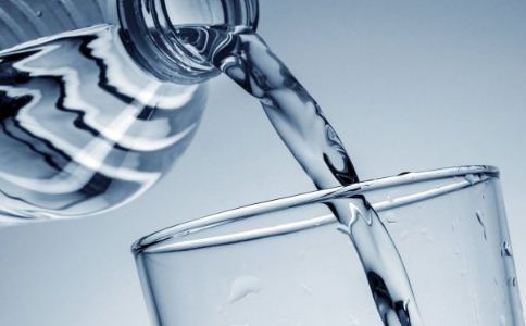 喝水的好处 喝水可以治疗什么疾病 怎么喝水最健康