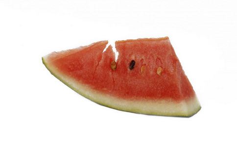 夏季吃西瓜有什么好处 西瓜的营养价值 西瓜有什么好处