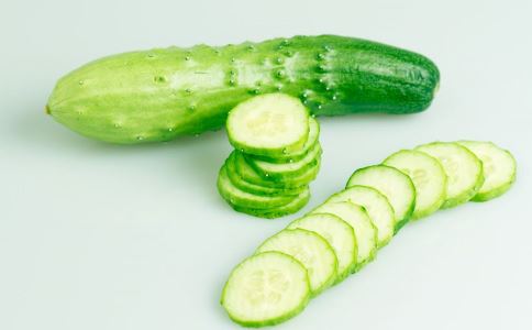 黄瓜怎么吃 吃黄瓜的注意 黄瓜怎么吃最健康