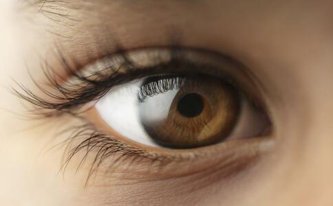 治疗干眼症的食疗方 干眼症如何治疗 干眼症吃什么好